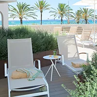 Zugang zur Panorama-Poolterrasse Zimmer Hotel MYSEAHOUSE Flamingo