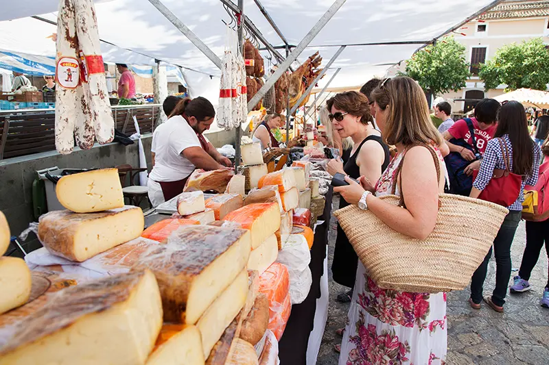 Bioprodukte auf dem Markt Mallorca Hotel MYSEAHOUSE Flamingo